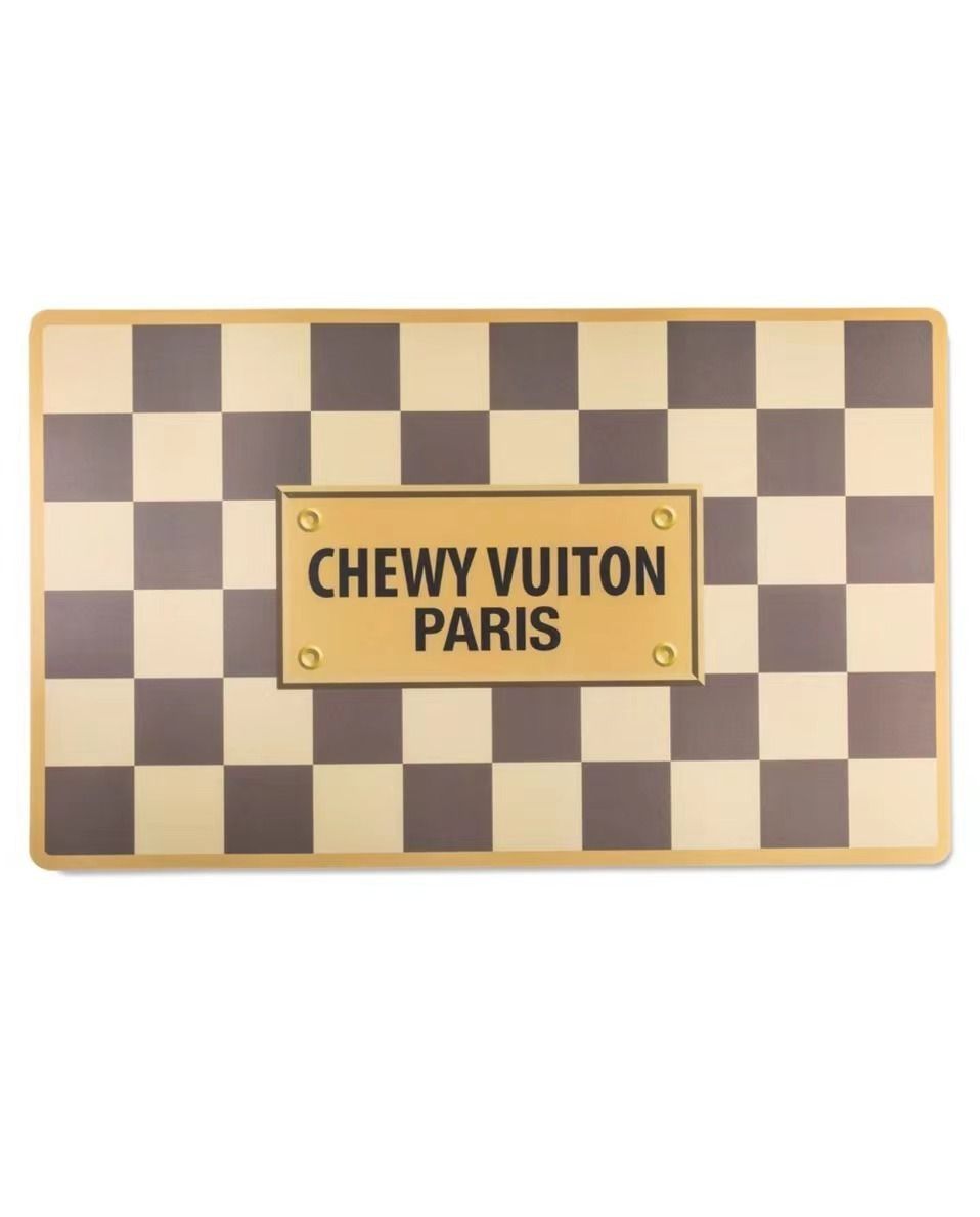 Chewy V Dog Bowl Set